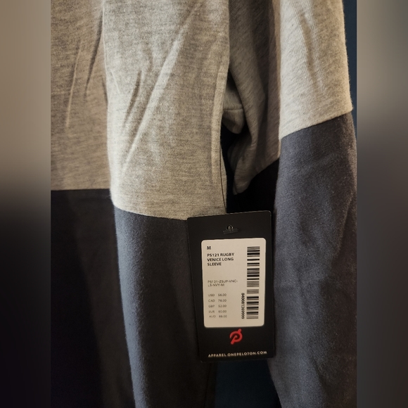 Peloton top - Picture 2 of 2